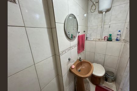 Casa à venda com 191m², 5 quartos e sem vagaBanheiro da Suíte