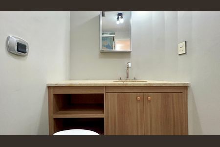 Banheiro de apartamento para alugar com 3 quartos, 100m² em Paraíso, São Paulo