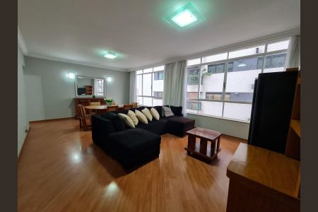 Apartamento para alugar com 160m², 3 quartos e 1 vaga