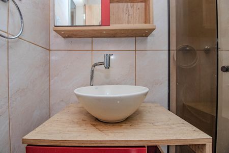 Apartamento à venda com 44m², 2 quartos e sem vaga Apartamento à venda com 44m², 2 quartos e sem vagaBanheiro