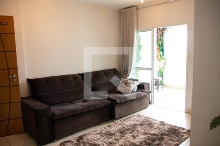 Sala de apartamento para alugar com 3 quartos, 78m² em Jardim Goiás, Goiânia