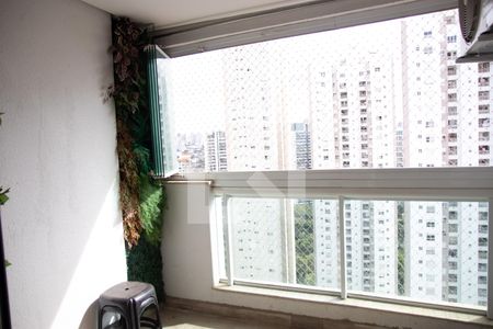 Varanda de apartamento para alugar com 3 quartos, 78m² em Jardim Goiás, Goiânia
