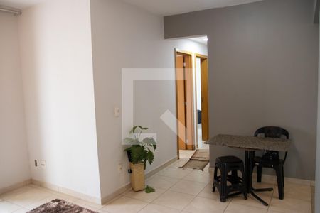 Sala de apartamento para alugar com 3 quartos, 78m² em Jardim Goiás, Goiânia