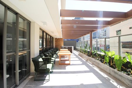 Studio para alugar com 25m², 1 quarto e sem vaga Studio para alugar com 25m², 1 quarto e sem vagaÁrea comum - Salão de festas
