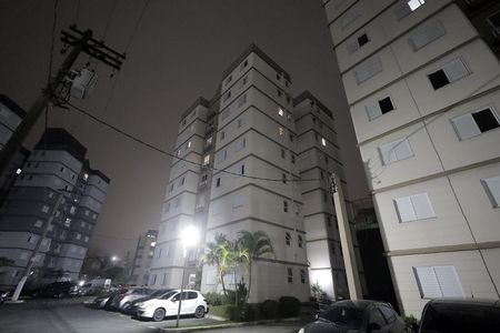 Apartamento para alugar com 55m², 2 quartos e 1 vaga Apartamento para alugar com 55m², 2 quartos e 1 vagaFachada