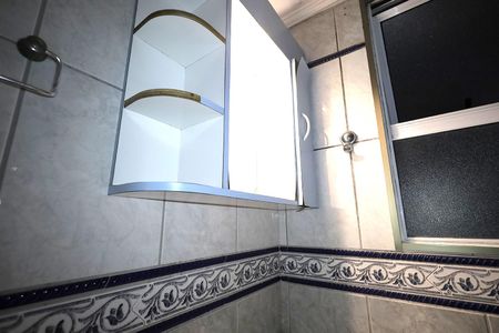 Apartamento para alugar com 55m², 2 quartos e 1 vaga Apartamento para alugar com 55m², 2 quartos e 1 vagaBanheiro