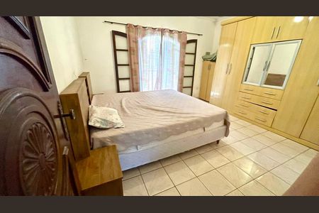 Quarto 1 de casa para alugar com 2 quartos, 200m² em Conjunto Habitacional Recanto dos Humildes, São Paulo