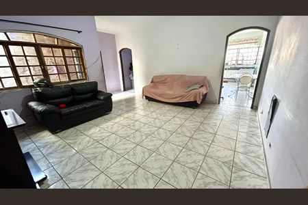 Sala de casa para alugar com 2 quartos, 200m² em Conjunto Habitacional Recanto dos Humildes, São Paulo