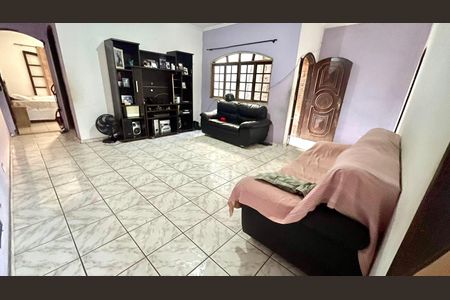 Sala de casa para alugar com 2 quartos, 200m² em Conjunto Habitacional Recanto dos Humildes, São Paulo