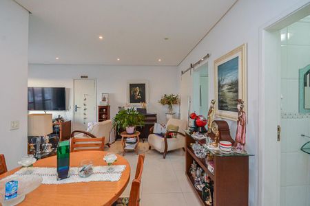 Apartamento à venda com 114m², 3 quartos e 2 vagas Apartamento à venda com 114m², 3 quartos e 2 vagasSala