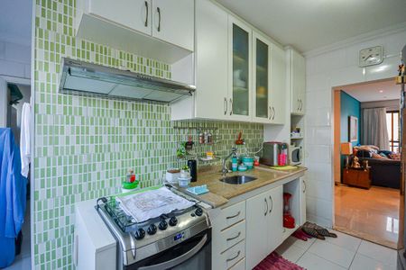 Apartamento à venda com 114m², 3 quartos e 2 vagas Apartamento à venda com 114m², 3 quartos e 2 vagasCozinha