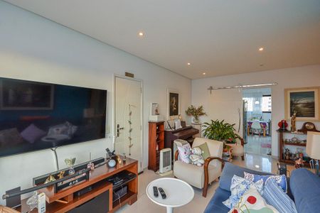 Apartamento à venda com 114m², 3 quartos e 2 vagas Apartamento à venda com 114m², 3 quartos e 2 vagasSala
