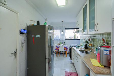 Cozinha de apartamento à venda com 3 quartos, 114m² em Vila Sao Paulo, São Paulo