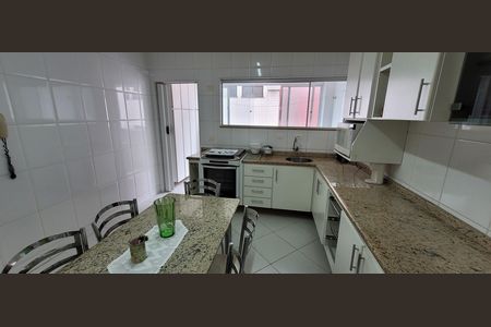Apartamento à venda com 68m², 2 quartos e 1 vaga Apartamento à venda com 68m², 2 quartos e 1 vagaCozinha