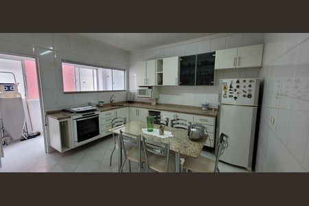 Apartamento à venda com 68m², 2 quartos e 1 vaga Apartamento à venda com 68m², 2 quartos e 1 vagaCozinha