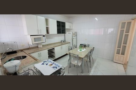 Apartamento à venda com 68m², 2 quartos e 1 vaga Apartamento à venda com 68m², 2 quartos e 1 vagaCozinha