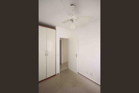 Apartamento para alugar com 70m², 3 quartos e 1 vaga Apartamento para alugar com 70m², 3 quartos e 1 vagaQuarto 02