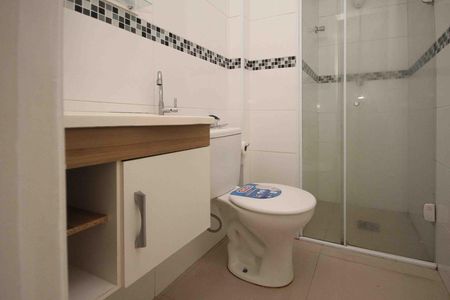 Apartamento para alugar com 70m², 3 quartos e 1 vaga Apartamento para alugar com 70m², 3 quartos e 1 vagaBanheiro