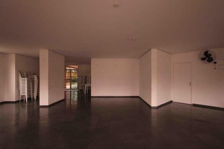 Apartamento para alugar com 70m², 3 quartos e 1 vaga Apartamento para alugar com 70m², 3 quartos e 1 vagaÁrea comum - Salão de festas