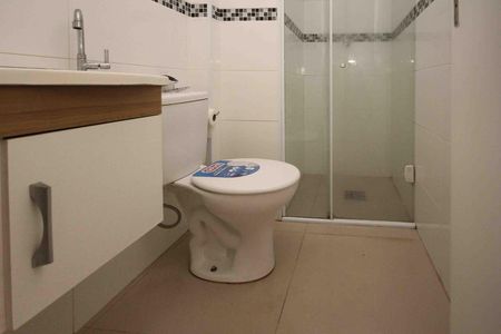 Apartamento para alugar com 70m², 3 quartos e 1 vaga Apartamento para alugar com 70m², 3 quartos e 1 vagaBanheiro