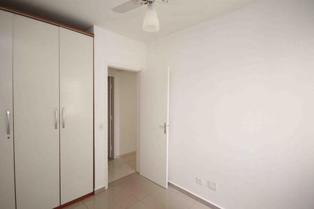 Apartamento para alugar com 70m², 3 quartos e 1 vaga Apartamento para alugar com 70m², 3 quartos e 1 vagaQuarto 02