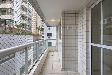 Apartamento para alugar com 107m², 2 quartos e 1 vaga Apartamento para alugar com 107m², 2 quartos e 1 vagaSacada