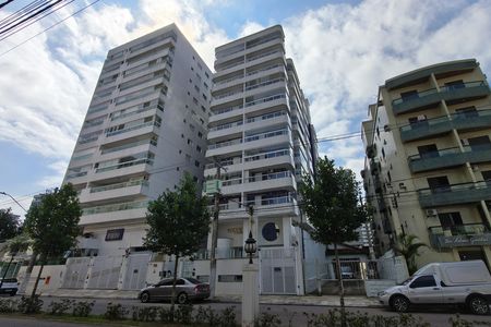 Apartamento para alugar com 107m², 2 quartos e 1 vaga Apartamento para alugar com 107m², 2 quartos e 1 vagaFachada
