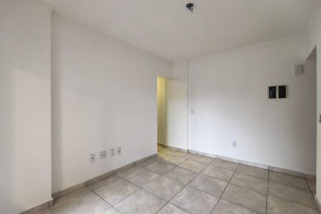 Sala de apartamento para alugar com 2 quartos, 107m² em Canto do Forte, Praia Grande