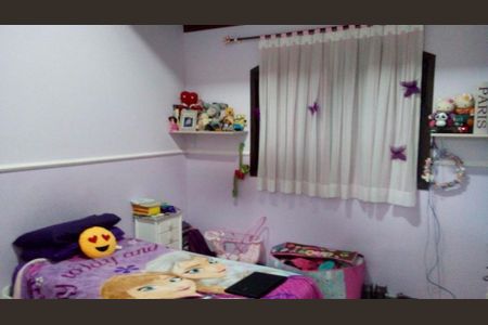 Casa à venda com 3 quartos, 210m² em Vila Alianca, Guarulhos