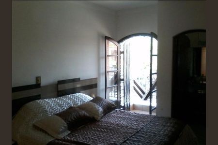 Casa à venda com 3 quartos, 210m² em Vila Alianca, Guarulhos