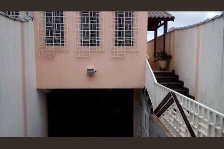 Casa à venda com 3 quartos, 210m² em Vila Alianca, Guarulhos