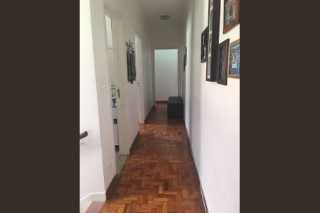 Casa à venda com 219m², 3 quartos e 6 vagas