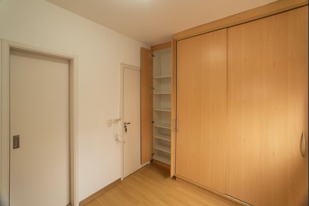 Apartamento para alugar com 37m², 1 quarto e 1 vaga Apartamento para alugar com 37m², 1 quarto e 1 vagaSuíte
