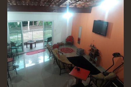 Casa à venda com 2 quartos, 300m² em Jardim Santa Clara, Guarulhos