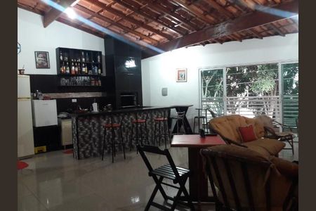 Casa à venda com 2 quartos, 300m² em Jardim Santa Clara, Guarulhos