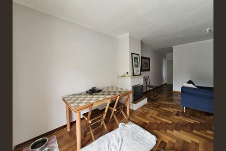 Apartamento à venda com 114m², 3 quartos e 3 vagas Apartamento à venda com 114m², 3 quartos e 3 vagasSala