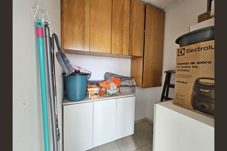 Apartamento à venda com 114m², 3 quartos e 3 vagas Apartamento à venda com 114m², 3 quartos e 3 vagasÁrea de Serviço