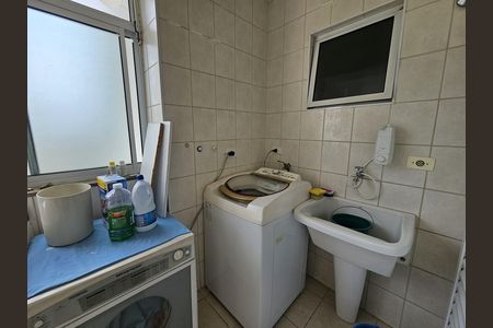 Apartamento à venda com 114m², 3 quartos e 3 vagas Apartamento à venda com 114m², 3 quartos e 3 vagasBanheiro