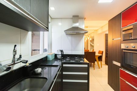 Casa de condomínio para alugar com 135m², 3 quartos e 2 vagas