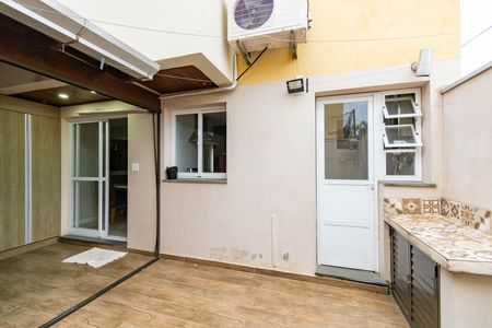 Casa de condomínio para alugar com 135m², 3 quartos e 2 vagas