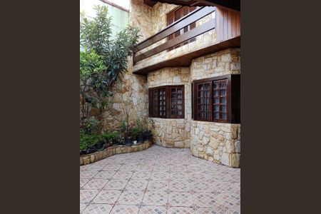 Casa à venda com 184m², 3 quartos e 3 vagas