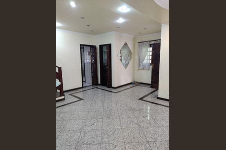 Casa à venda com 184m², 3 quartos e 3 vagas