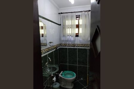 Casa à venda com 184m², 3 quartos e 3 vagas