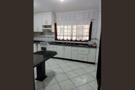 Casa à venda com 184m², 3 quartos e 3 vagas