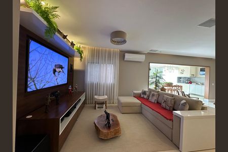 Apartamento à venda com 158m², 3 quartos e 3 vagas Apartamento à venda com 158m², 3 quartos e 3 vagasSala de TV