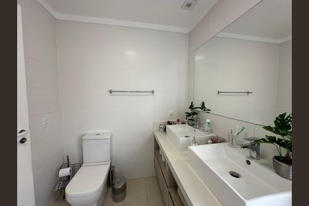 Apartamento à venda com 158m², 3 quartos e 3 vagas Apartamento à venda com 158m², 3 quartos e 3 vagasBanheiro da Suíte 3
