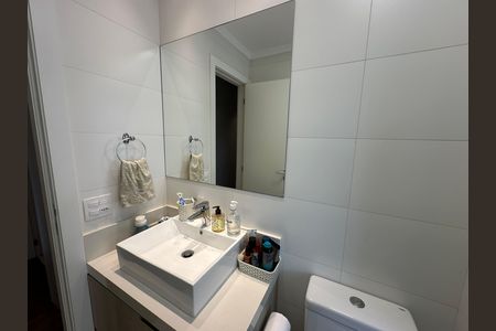 Apartamento à venda com 158m², 3 quartos e 3 vagas Apartamento à venda com 158m², 3 quartos e 3 vagasBanheiro da Suíte 1