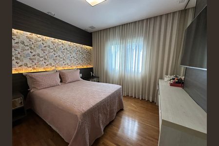 Apartamento à venda com 158m², 3 quartos e 3 vagas Apartamento à venda com 158m², 3 quartos e 3 vagasSuíte 3