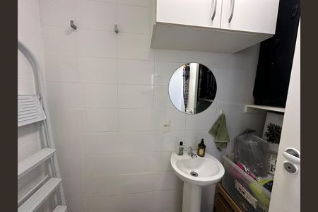 Apartamento à venda com 158m², 3 quartos e 3 vagas Apartamento à venda com 158m², 3 quartos e 3 vagasBanheiro de serviço