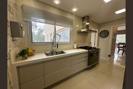 Apartamento à venda com 158m², 3 quartos e 3 vagas Apartamento à venda com 158m², 3 quartos e 3 vagasCozinha